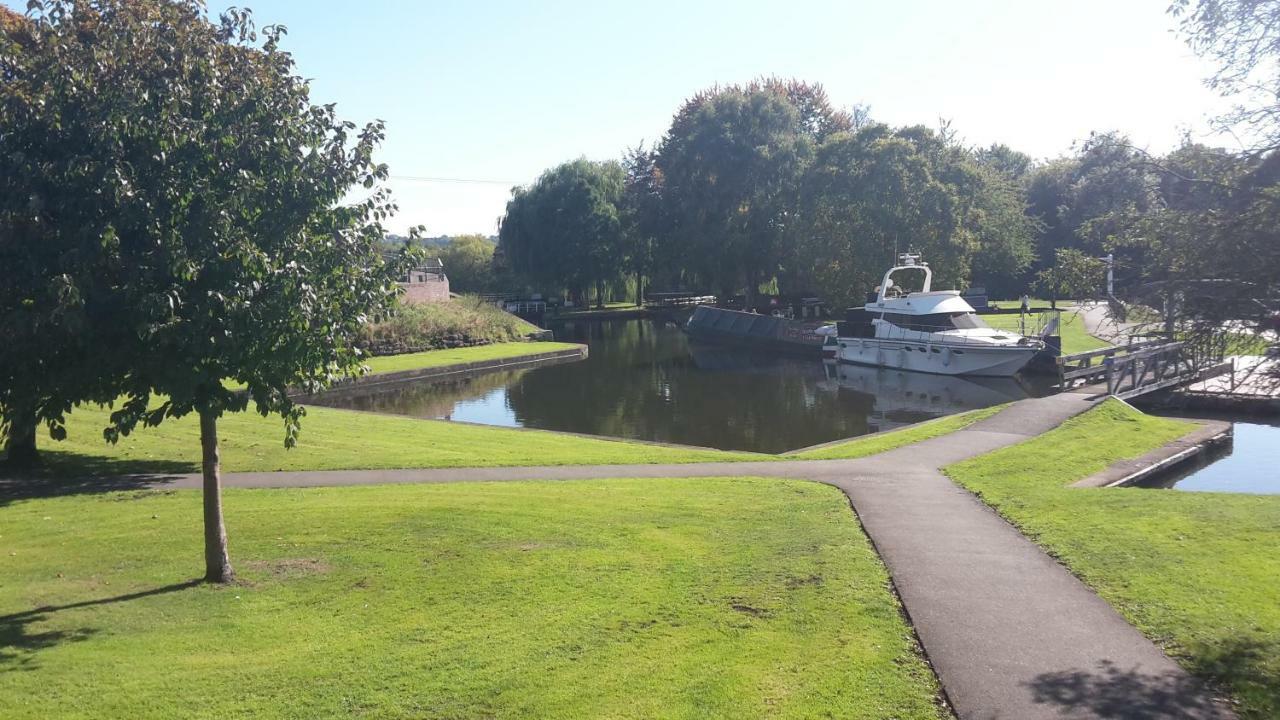 River View Apartment Stourport المظهر الخارجي الصورة